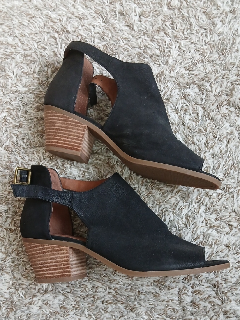 Lucky Brand Barimo Black Women’s Peep-Toe Slingback Block Heel Sandals Size 10